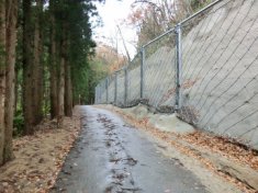 平成24年度災害に強いみちづくり事業(地域自主・地方道災防)主要地方道米沢南陽白鷹線落石防護柵設置工事(第2工区)