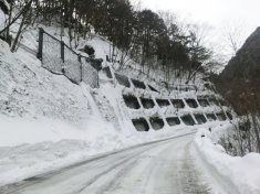 平成25・26年度防災・安全交付金(雪寒・防雪)工事(一)白骨温泉線松本市白骨(2)