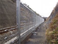 安房勝山・岩井間72K700M付近土砂止め柵新設他工事